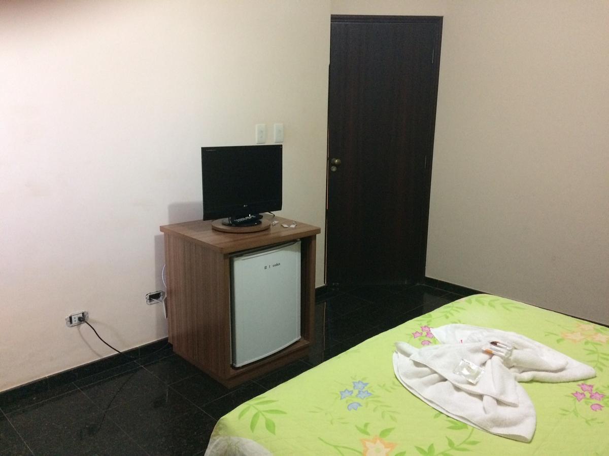 Residence Plaza Hotel Jales Екстер'єр фото